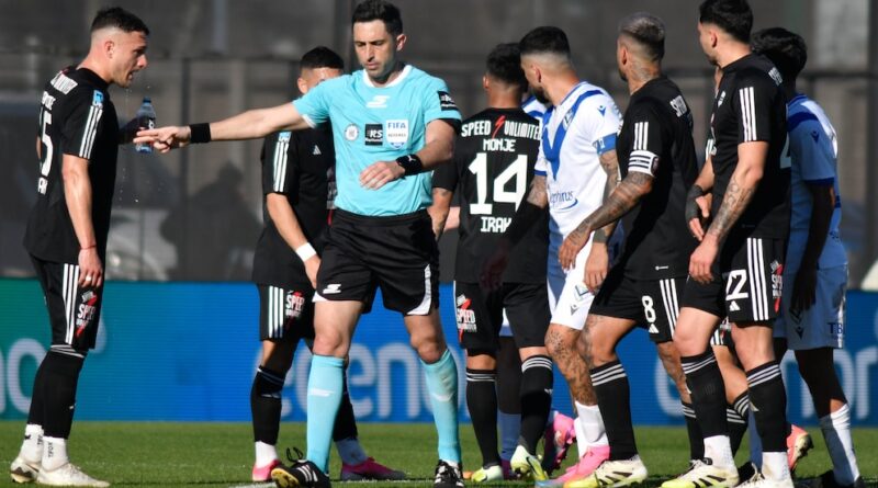 AFA suspendió a Nazareno Arasa y Diego Ceballos por el escándalo en Riestra-Vélez
