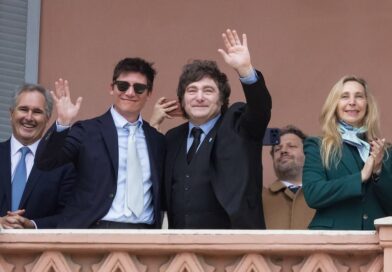 Caputo y los trolls en retirada: Milei pierde cada vez más terreno en las redes