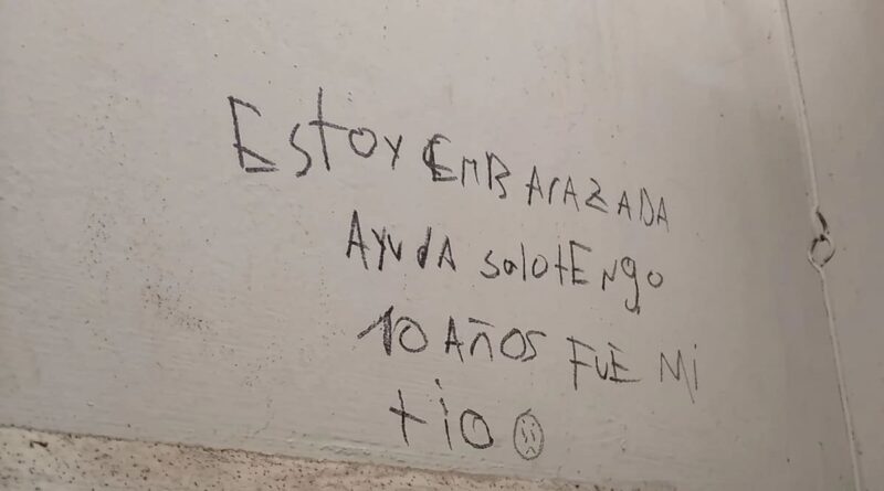 Estoy embarazada, tengo 10 años: el mensaje que apareció en un baño de San Juan y desató una investigación por un posible abuso