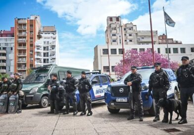 Megaoperativo en Córdoba contra una red de venta y alquiler ilegal de armas: 12 detenidos