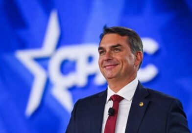 El coordinador de campaña de Flávio Bolsonaro reconoció su desconcierto ante la fuga