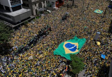Bolsonaro convoca una multitud amarilla en busca de derrotar a Lula y transformar Brasil